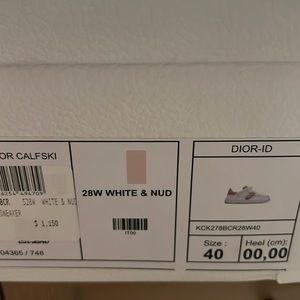 Women’s dior sneaker